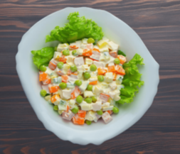 Классический оливье с мясом