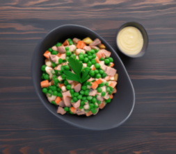 Классический оливье с мясом и яблоком